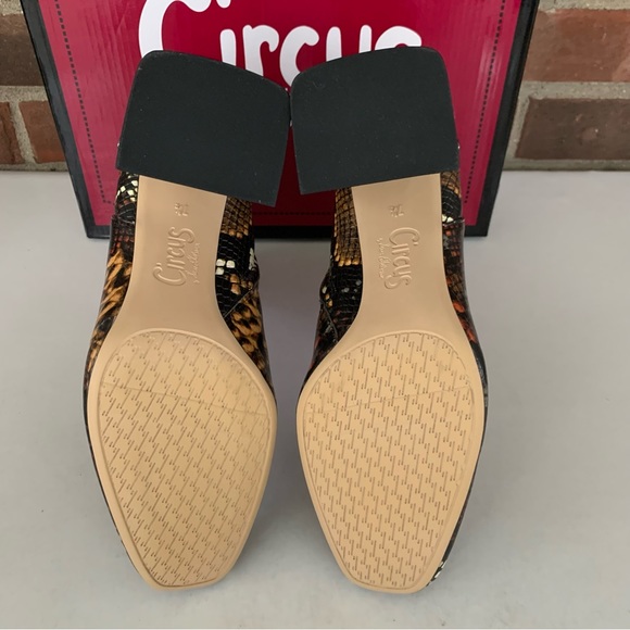 Circus by Sam Edelman Womens Kate Snake Print Ankle Boots Shoes US 7.5 M NEW - Picture 5 of 8